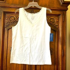 NWT Karen Scott white with laces summer tops